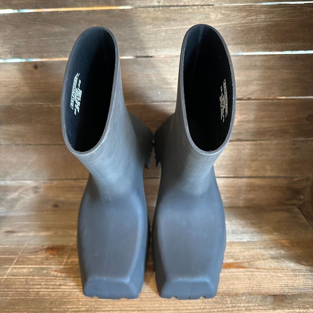 New Womens Balenciaga Trooper Black Rubber Waterproof Ankle Boots Size 35‎ US 5 - Picture 3 of 6